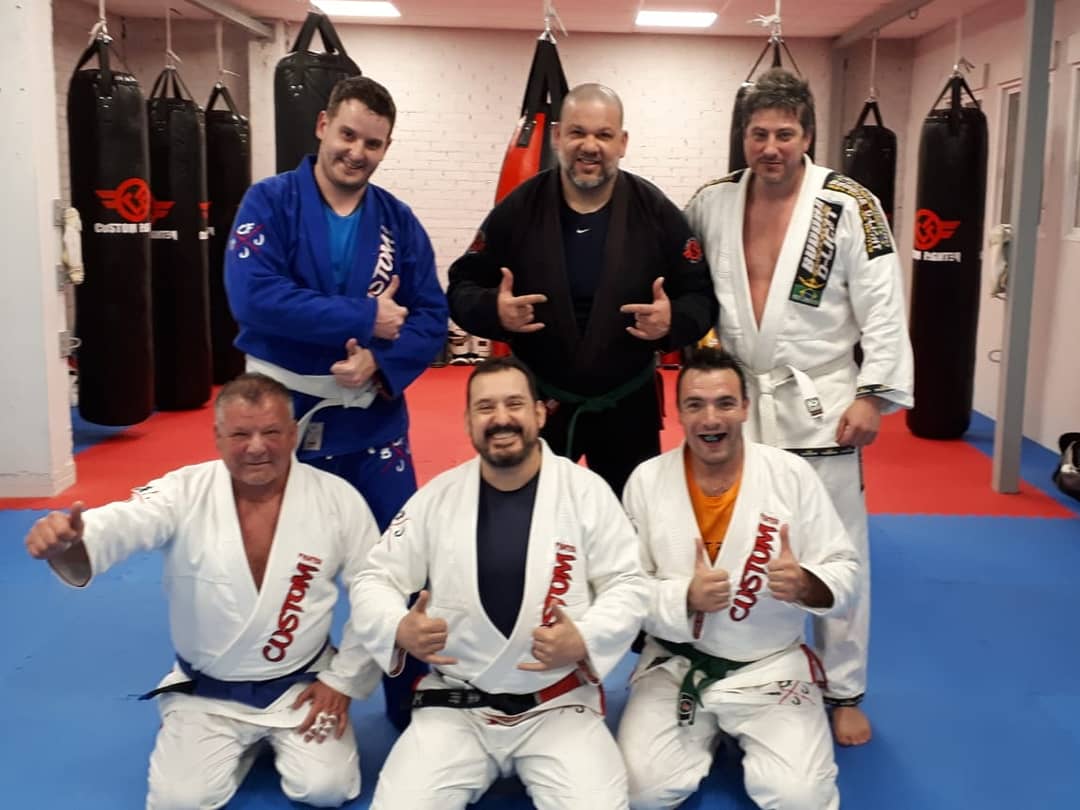 Clase de Jiu Jitsu Brasileño en el Darvih Club